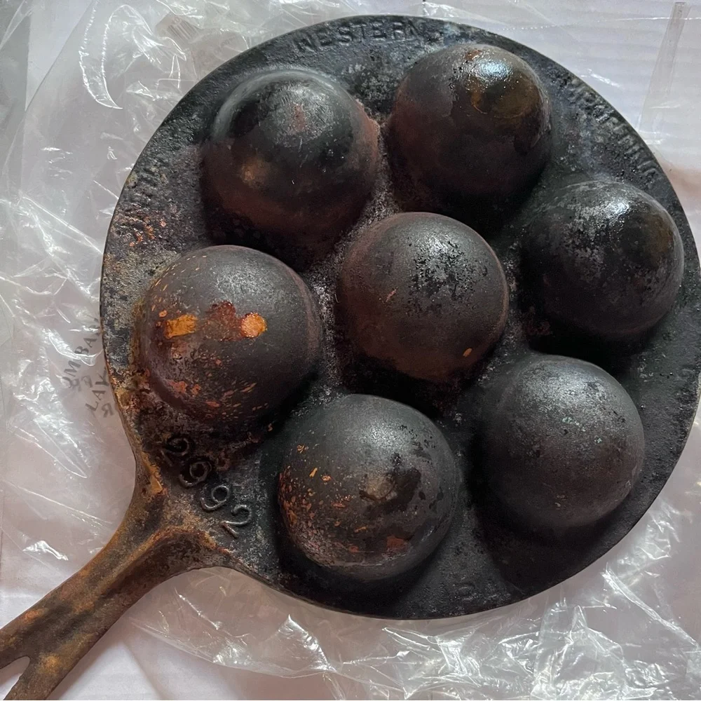 Vintage Cast Iron Danish Æbleskiver Muffin Pan Western Munk Pre Griswold